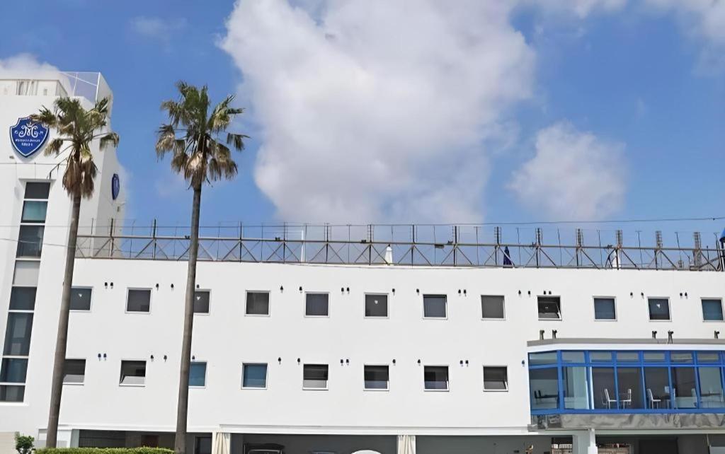 Mykonos Resort Miura Yokosuka Luaran gambar